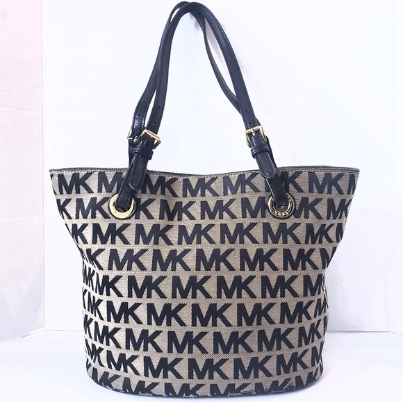 Michael Kors Handbags - Michael Kors Signature Jacquard Tan Black Tote Bag